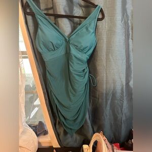 Dark Green Ruched Side Swimdress size Large